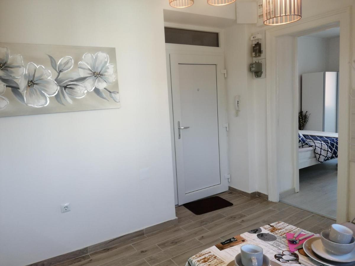 Studio Apartman Manuela リエカ エクステリア 写真